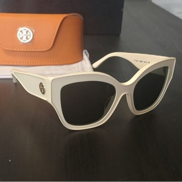 TORY BURCH Ivory Cat Eye Sunglasses TY7184U  I - Picture 11 of 15